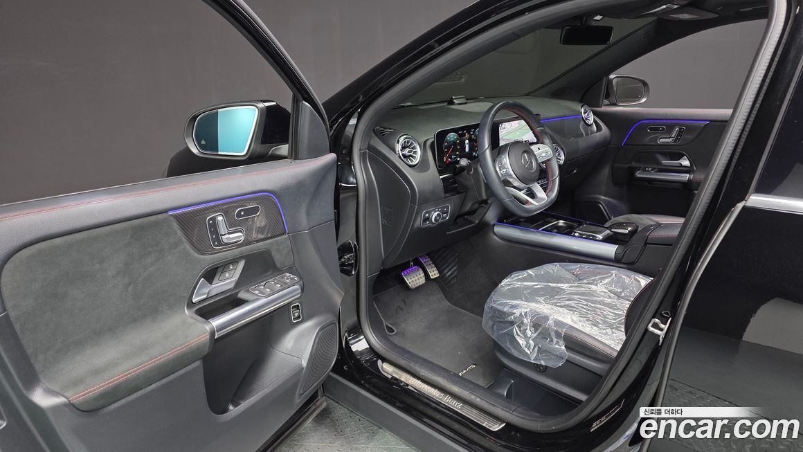 Mercedes-Benz GLA-Class 2020