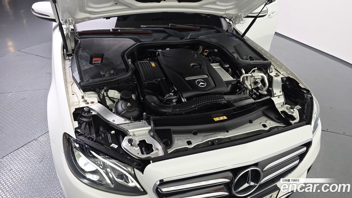Mercedes-Benz E-Class 2020