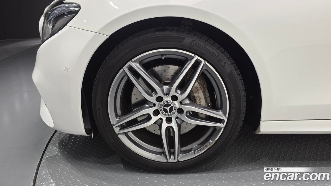 Mercedes-Benz E-Class 2019