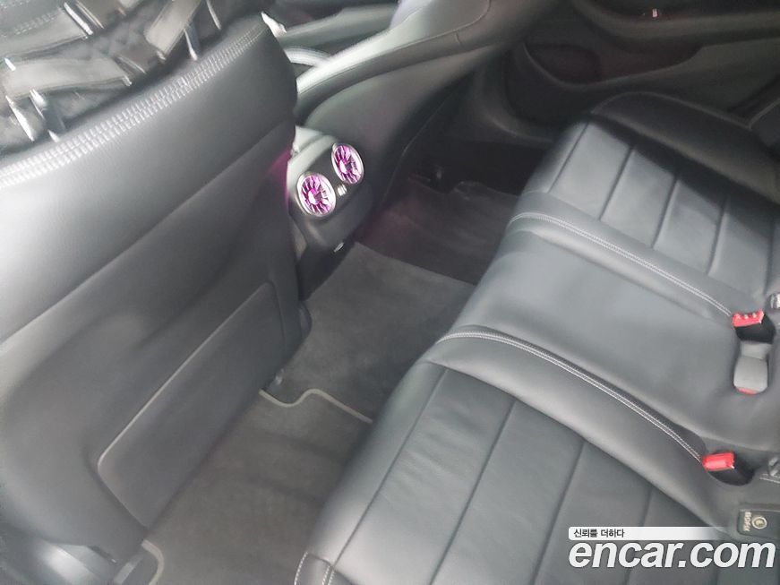 Mercedes-Benz E-Class 2020