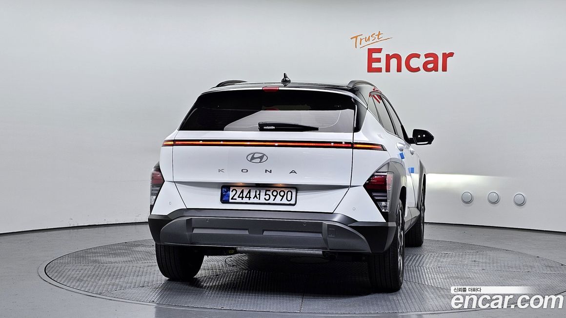 Hyundai Kona 2025