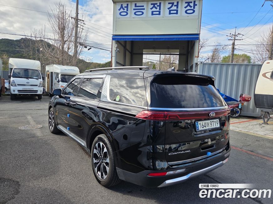Kia Canival 2021