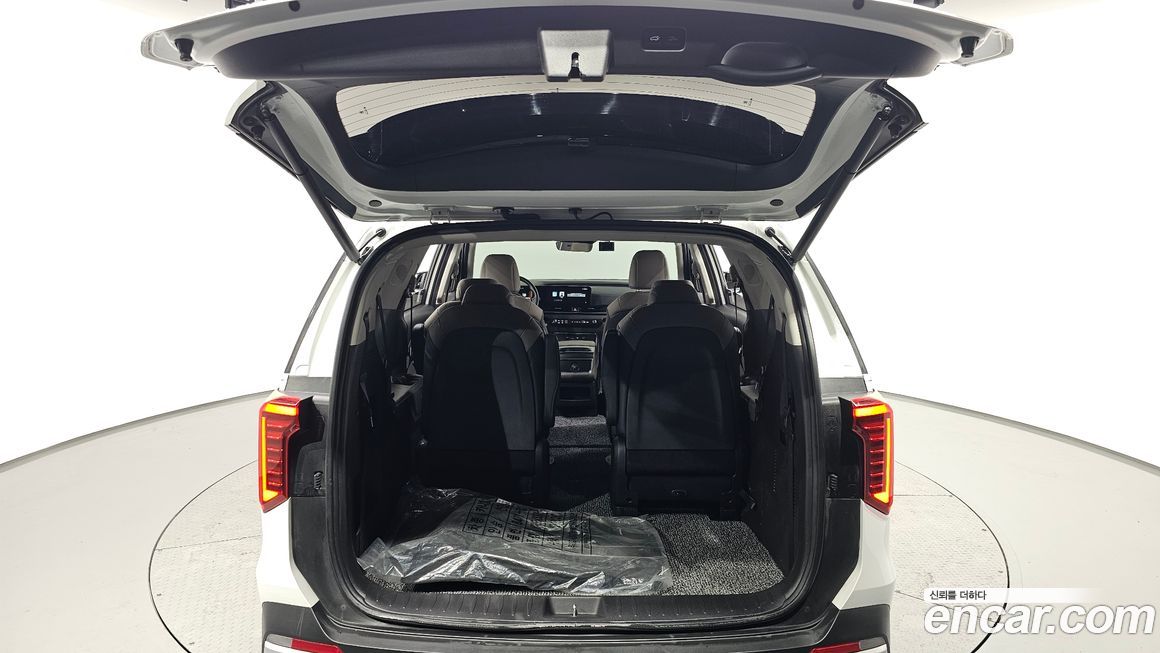 Kia Canival 2024