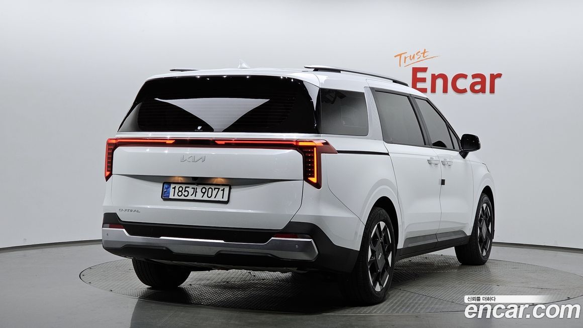 Kia Canival 2024