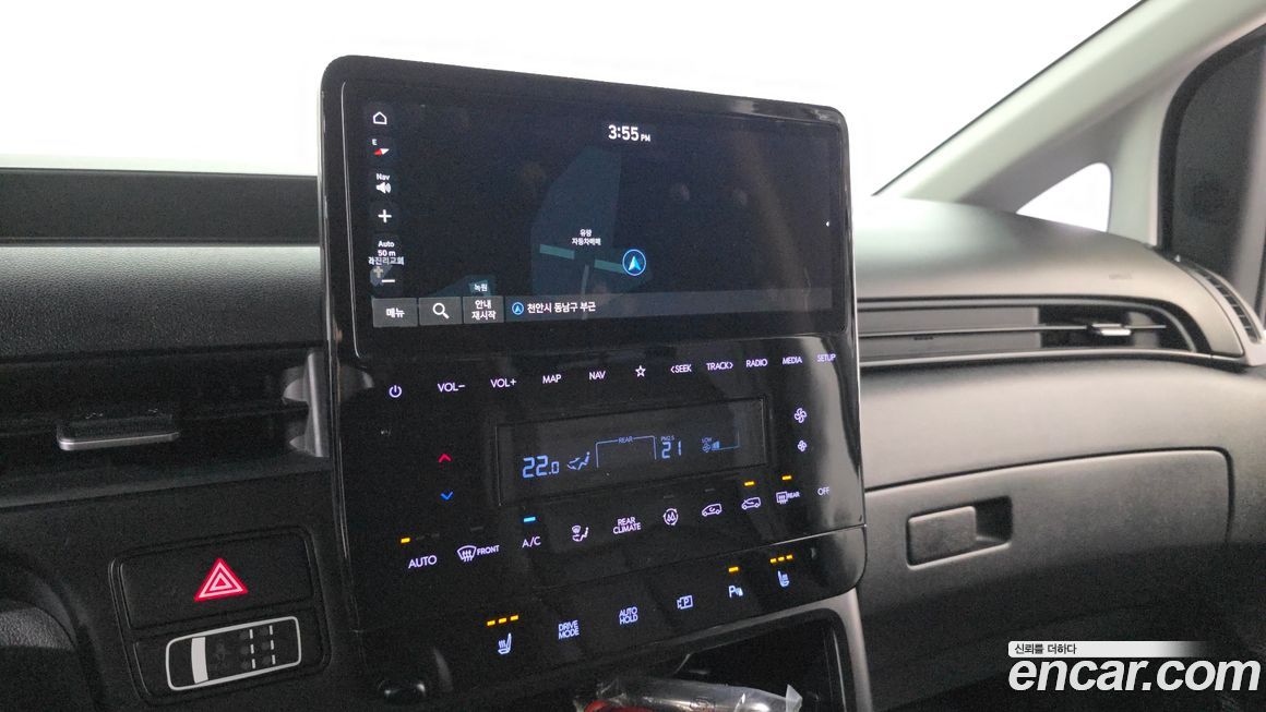Hyundai Staria 2025