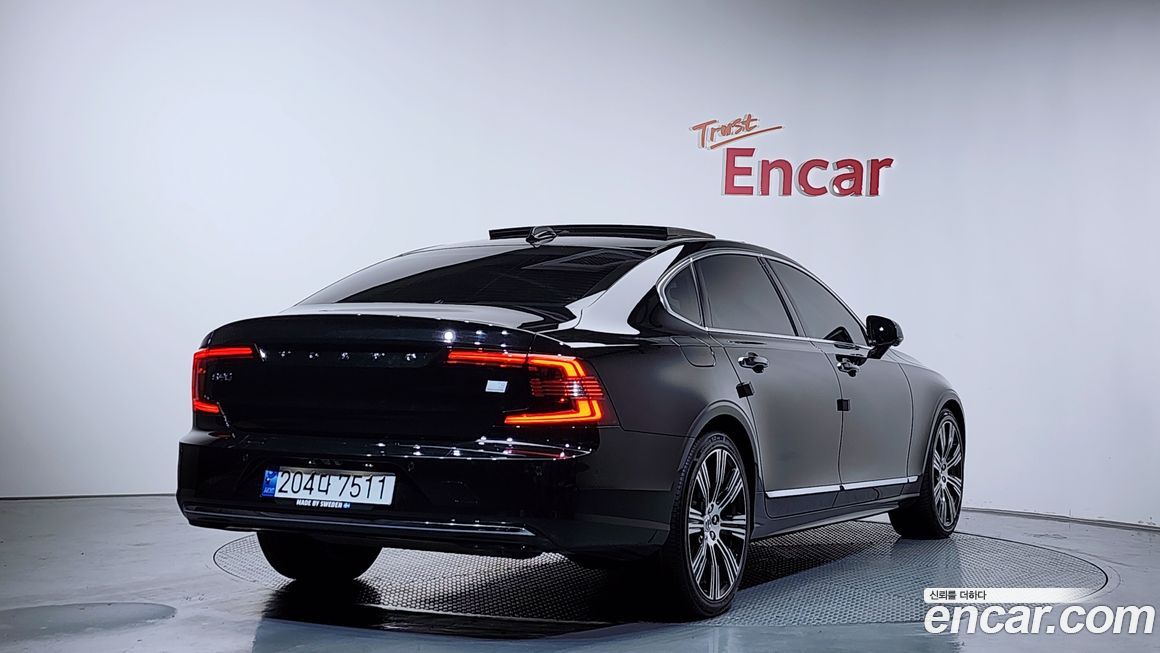 Volvo S90 2022