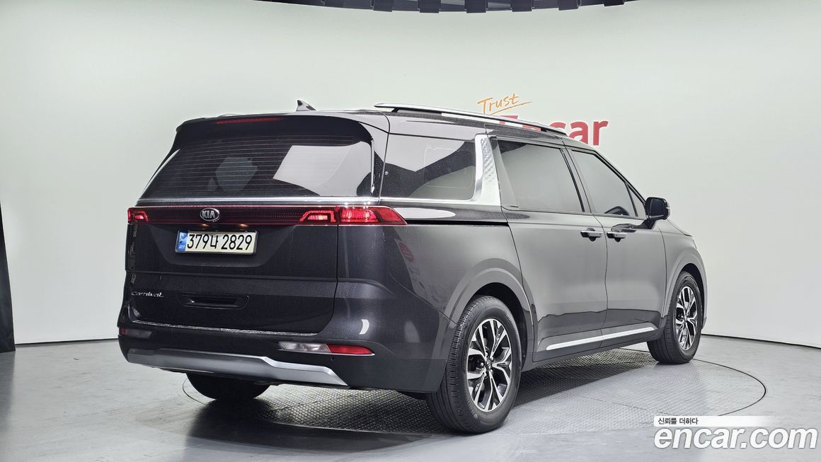 Kia Canival 2021