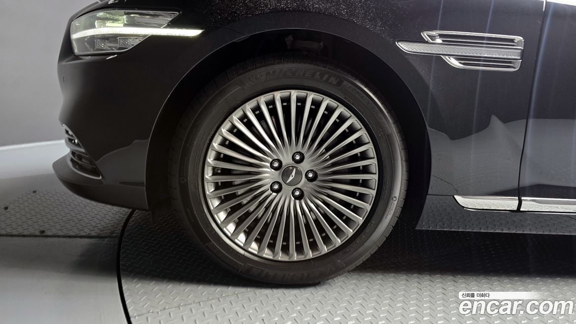 Genesis G90 2021