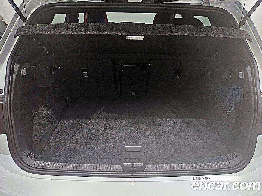 Volkswagen Golf 2023