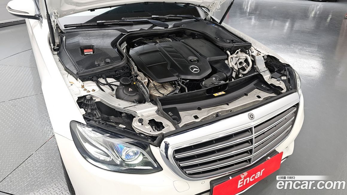 Mercedes-Benz E-Class 2020