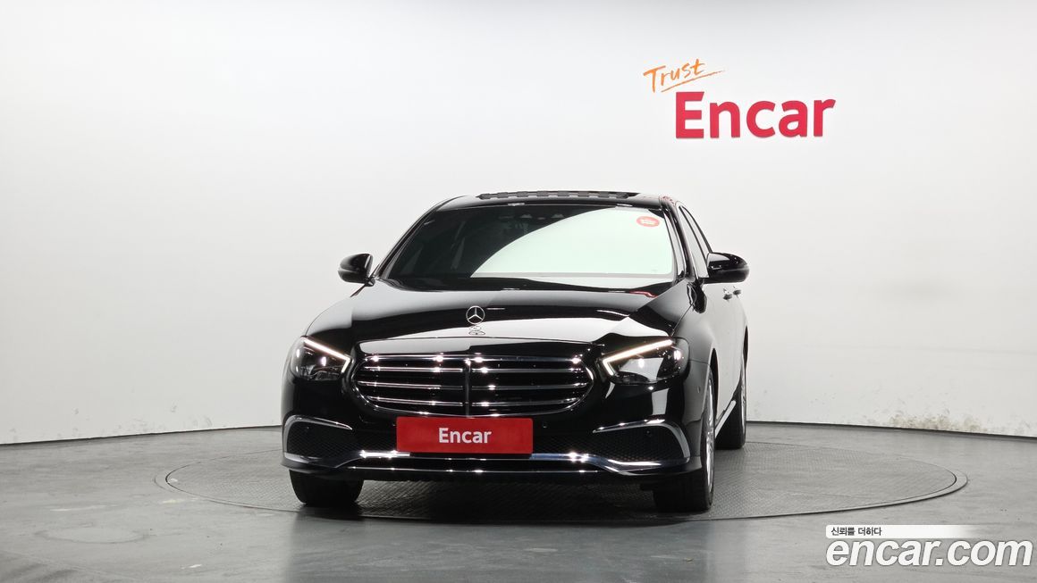 Mercedes-Benz E-Class 2021