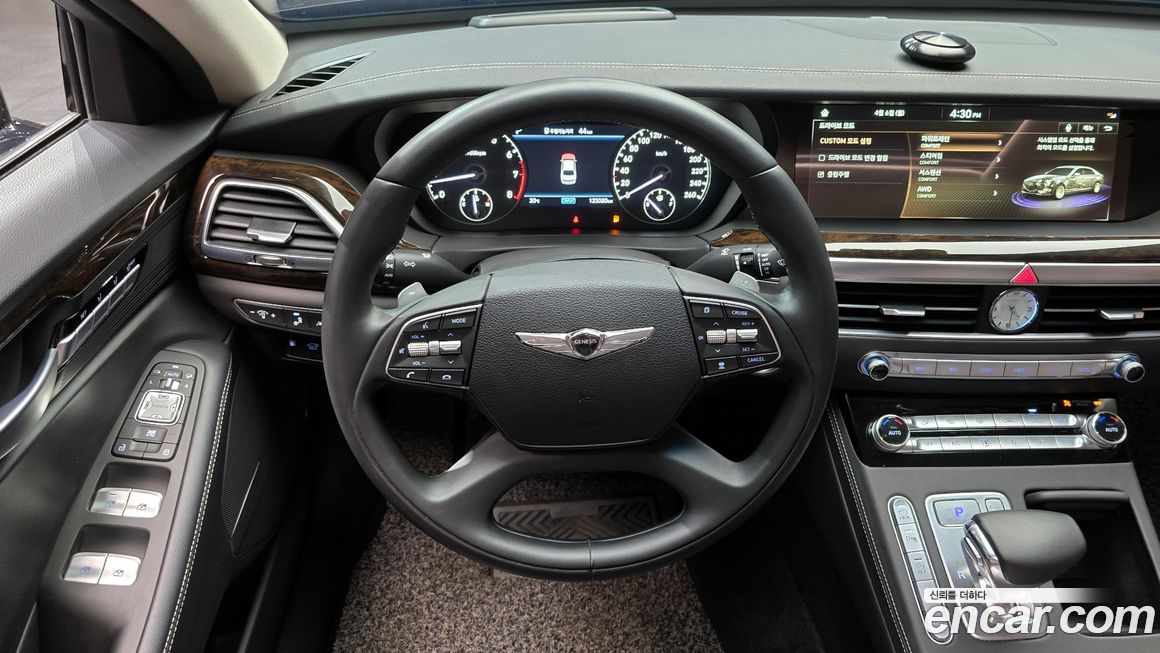 Genesis G90 2021