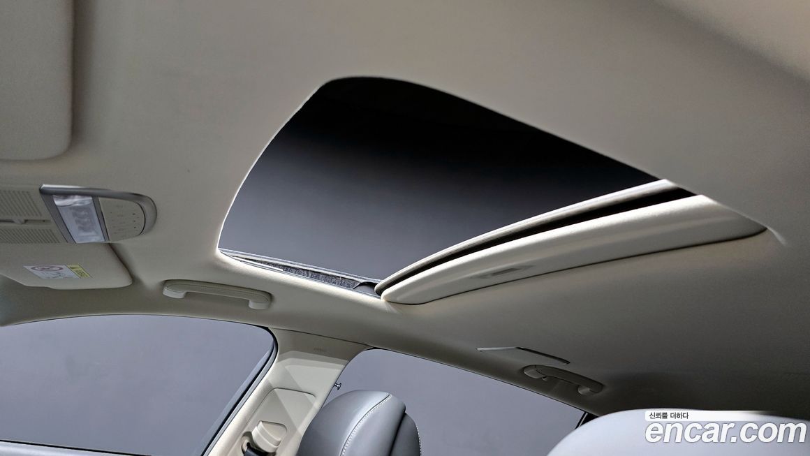 Genesis G90 2021