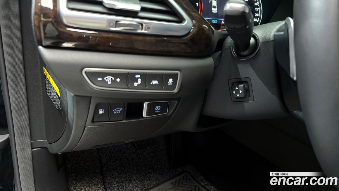Genesis G90 2021
