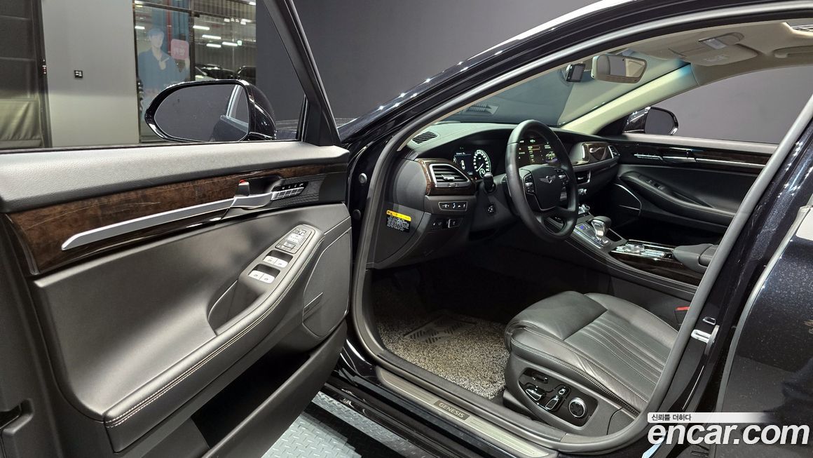 Genesis G90 2021