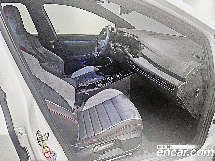 Volkswagen Golf 2023