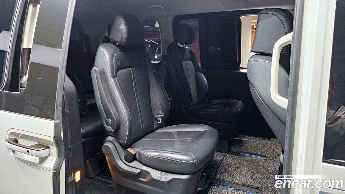 Hyundai Staria 2022