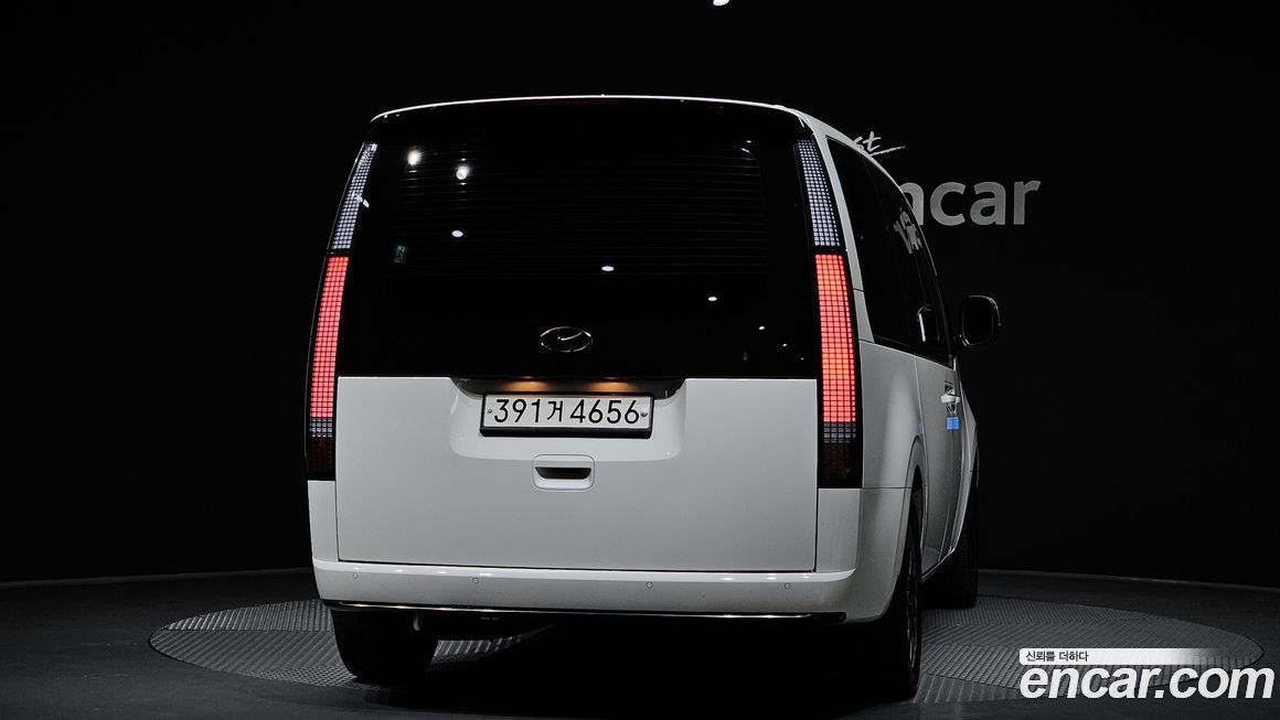 Hyundai Staria 2022