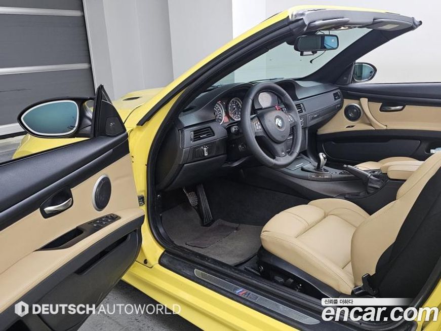 BMW M3 2011