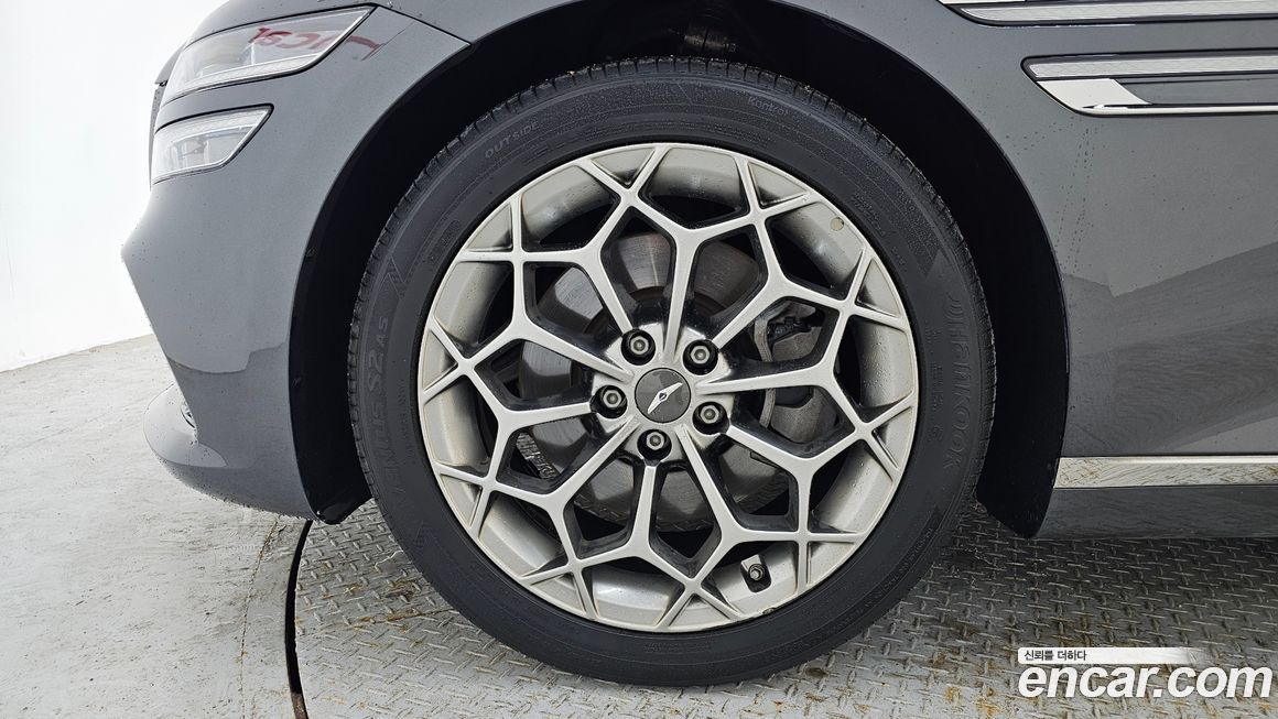 Genesis G80 2021