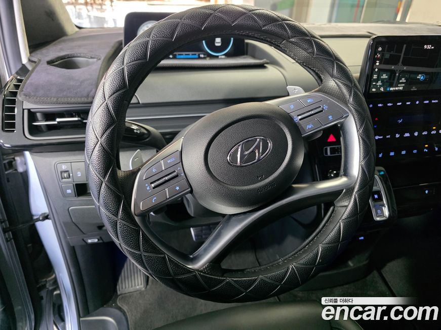 Hyundai Staria 2024