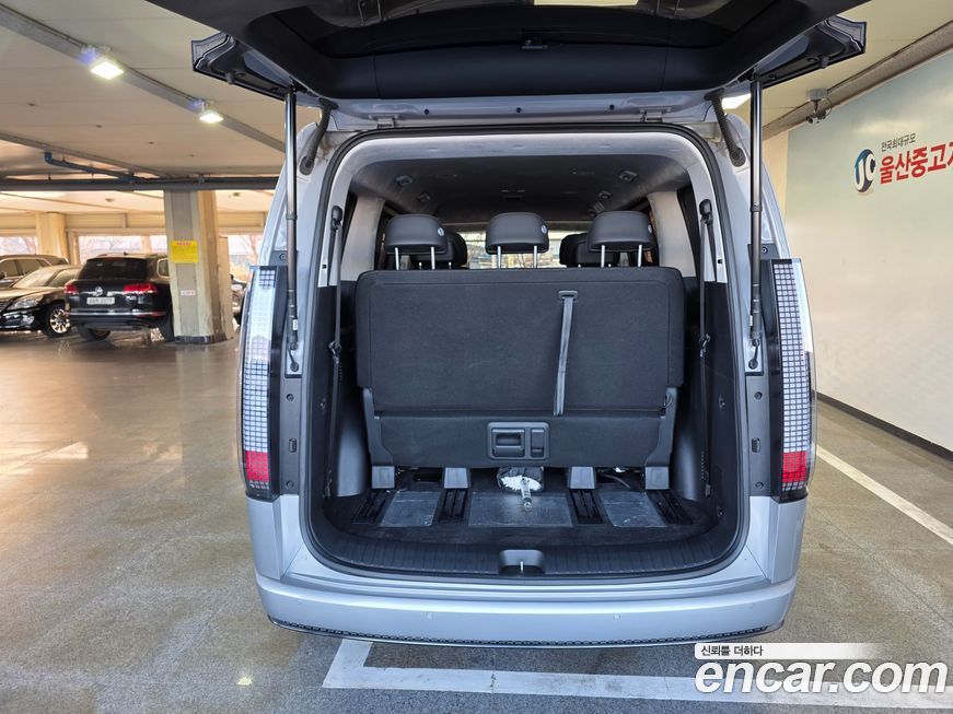 Hyundai Staria 2024