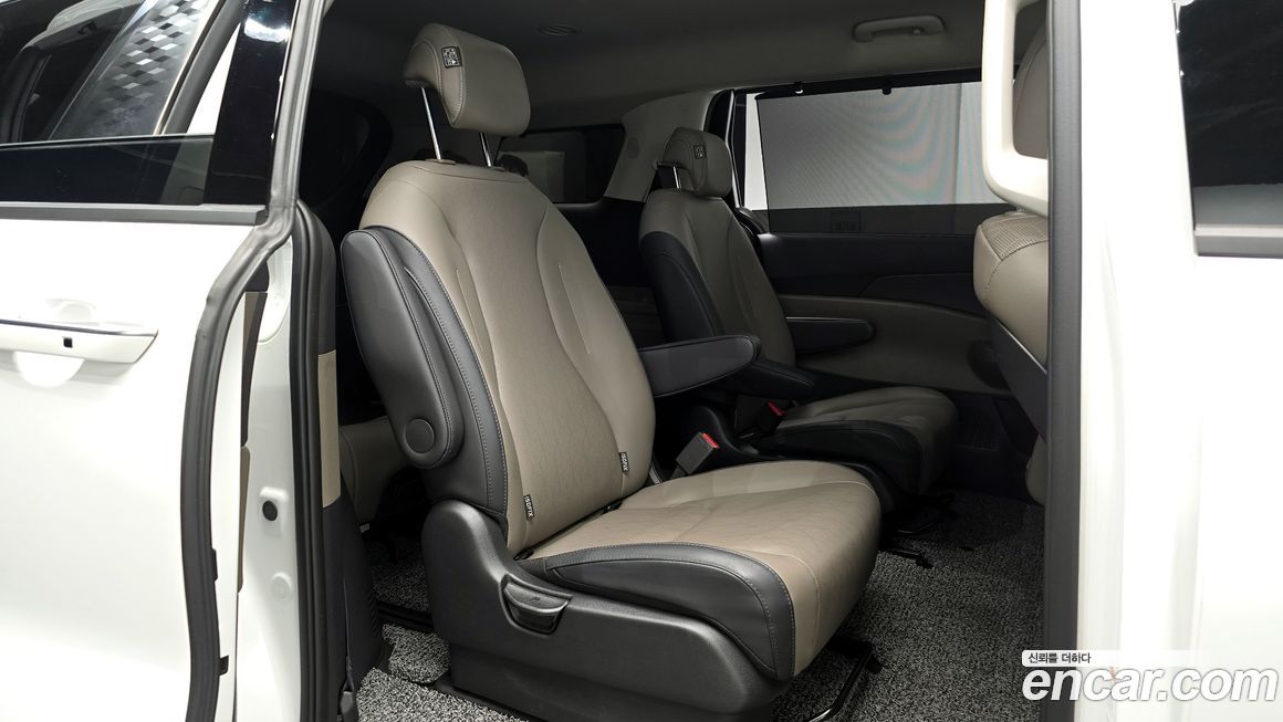 Kia Canival 2025
