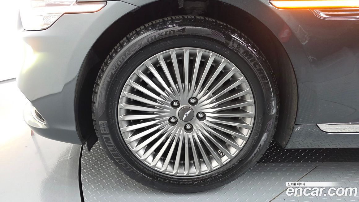 Genesis G90 2021