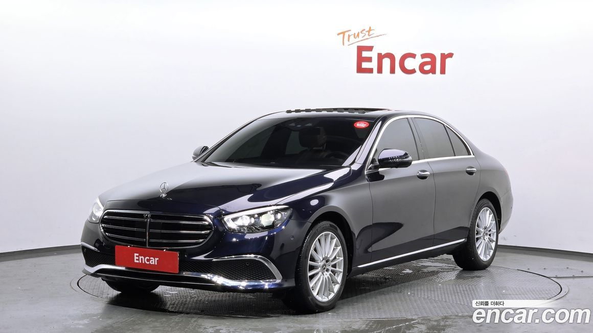 Mercedes-Benz E-Class 2022