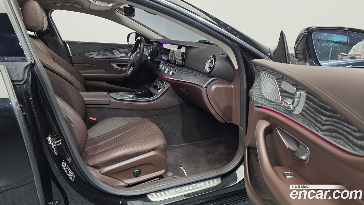 Mercedes-Benz CLS-Class 2021