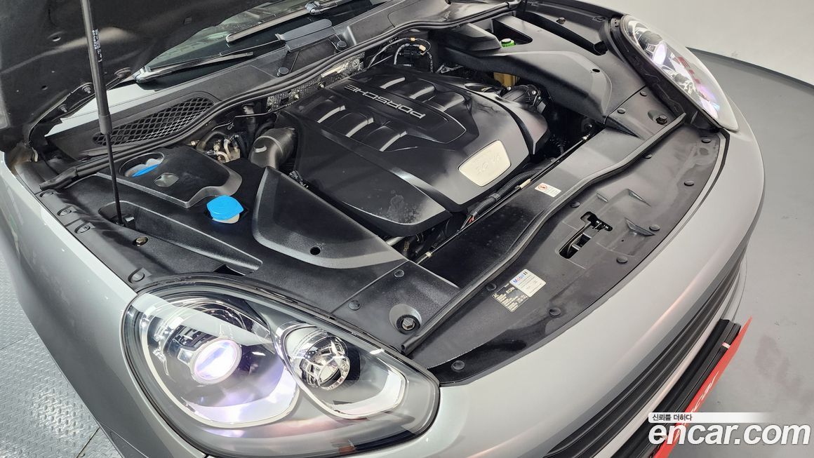 Porsche Cayenne 2015