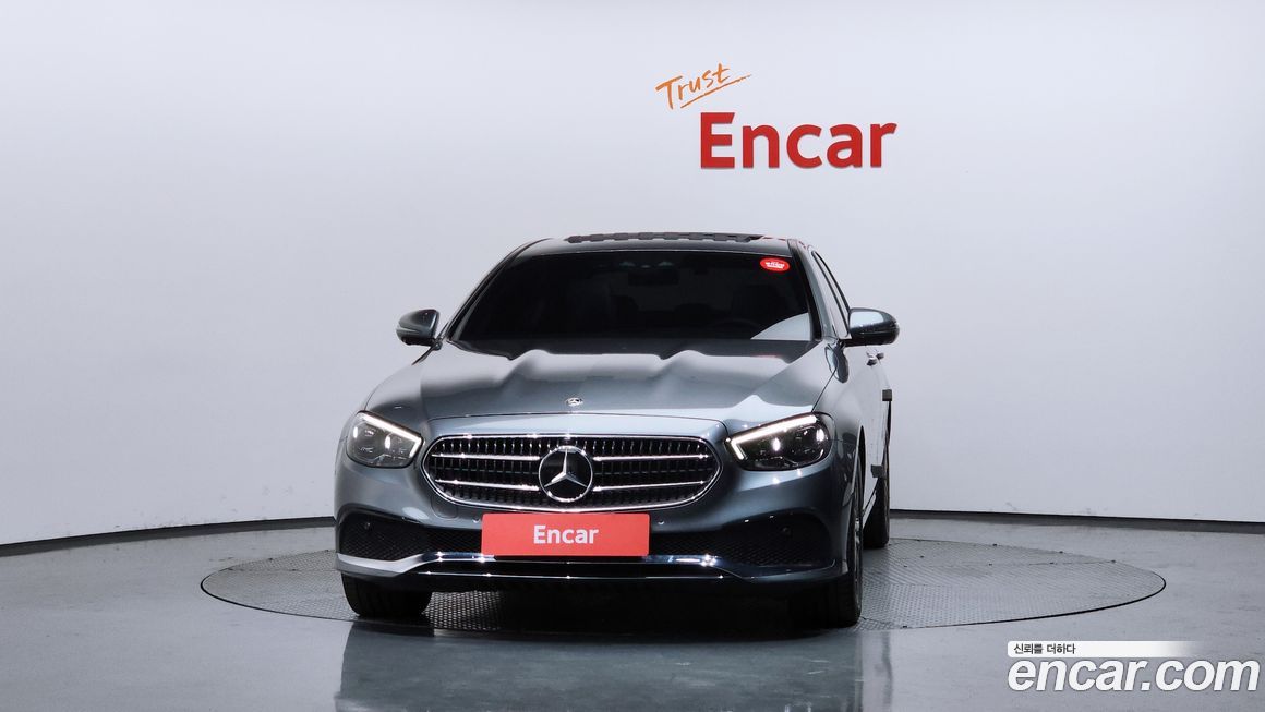 Mercedes-Benz E-Class 2021