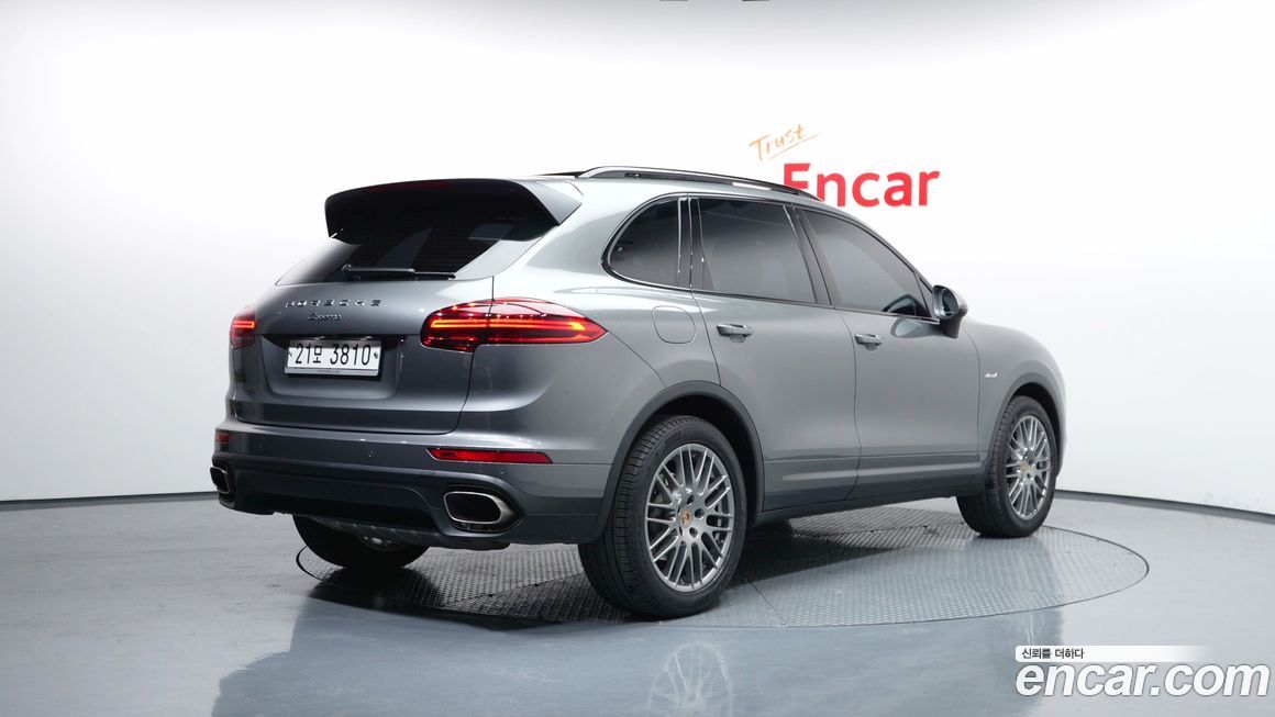 Porsche Cayenne 2015