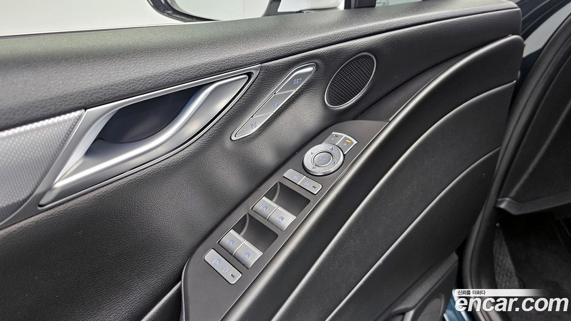 Genesis G80 2023