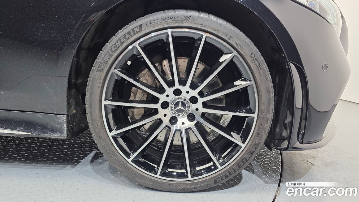 Mercedes-Benz CLS-Class 2021