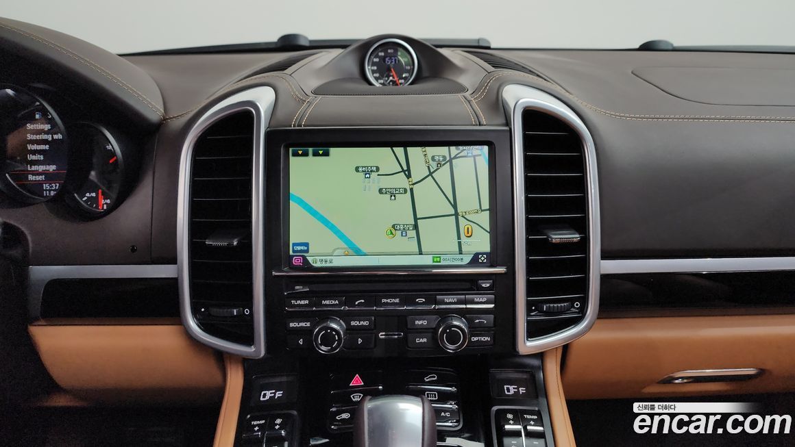 Porsche Cayenne 2015