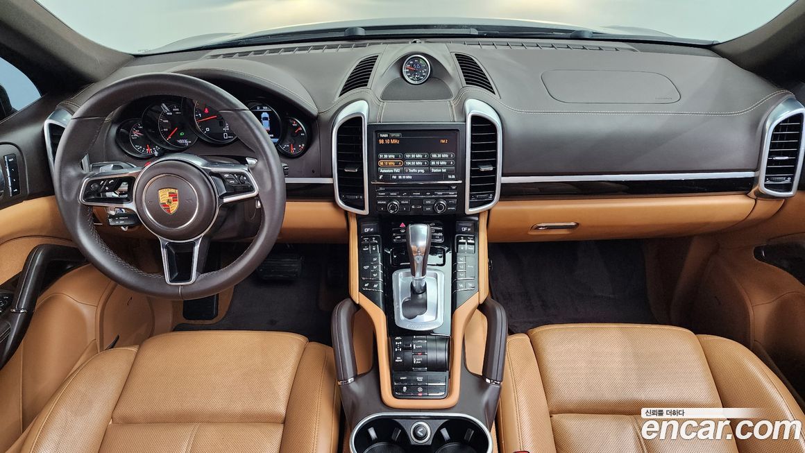 Porsche Cayenne 2015