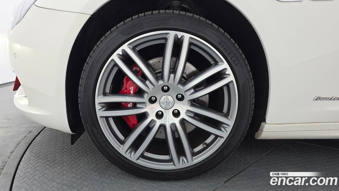 Maserati Quattroporte 2018