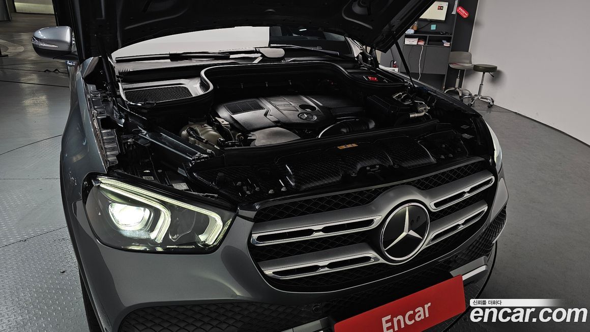 Mercedes-Benz GLE-Class 2021