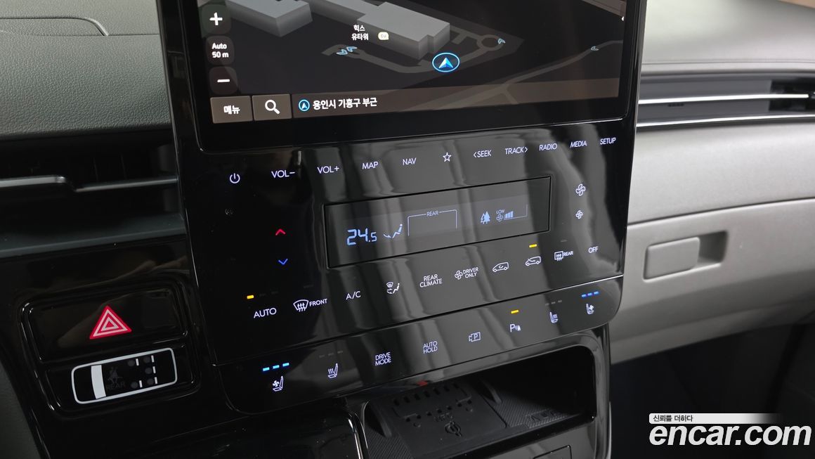 Hyundai Staria 2025