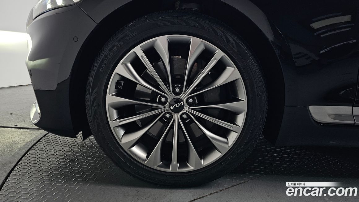 Kia K9 2023