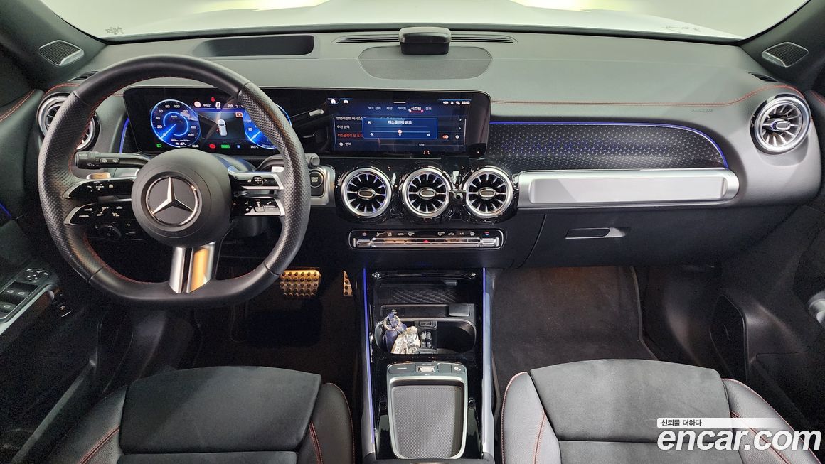 Mercedes-Benz EQB 2025