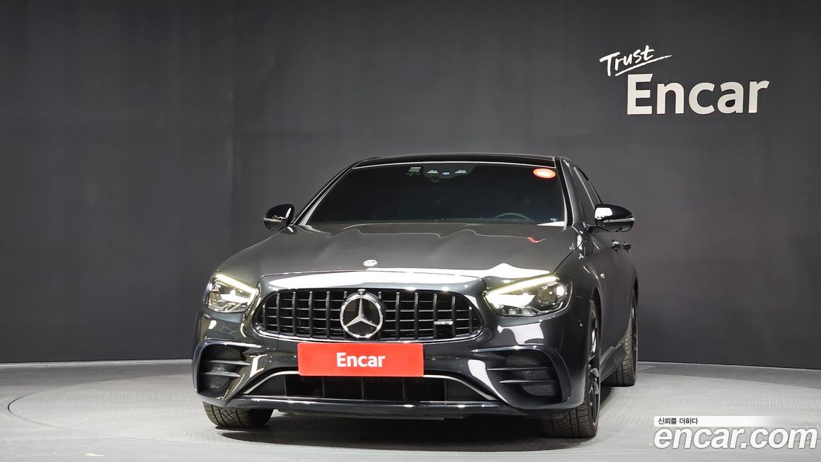 Mercedes-Benz E-Class 2023