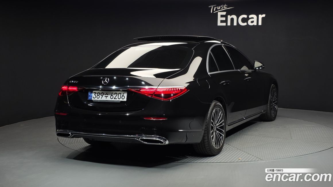 Mercedes-Benz S-Class 2022