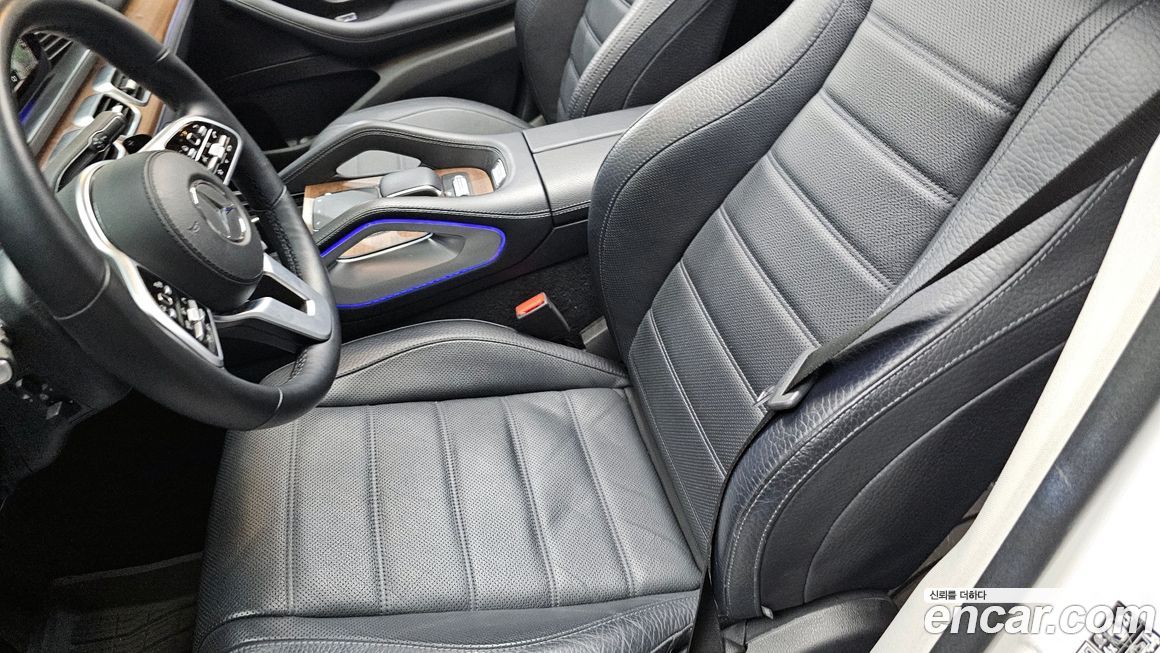 Mercedes-Benz GLE-Class 2021