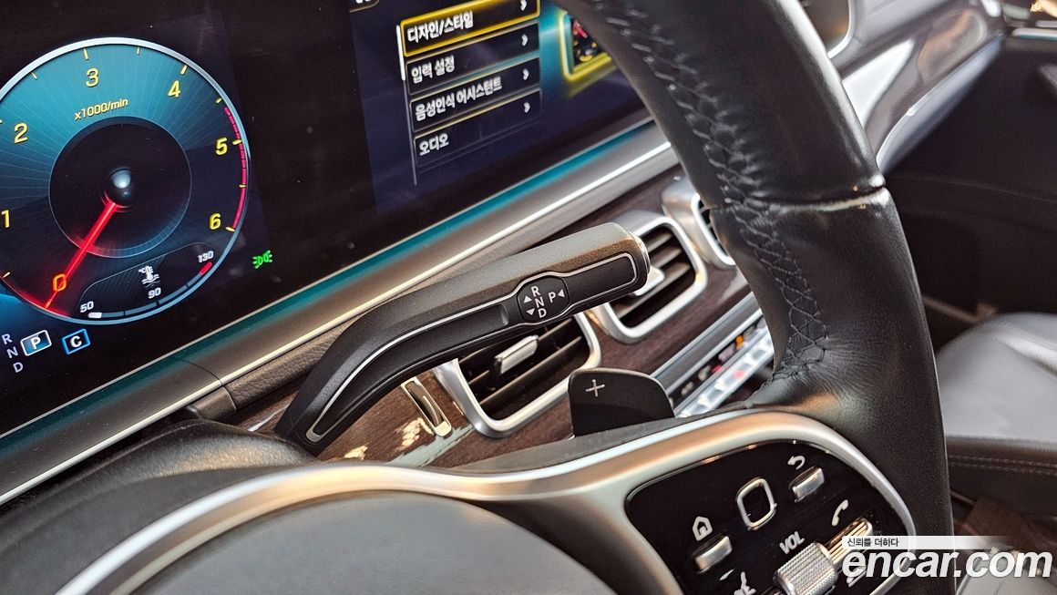 Mercedes-Benz GLE-Class 2021