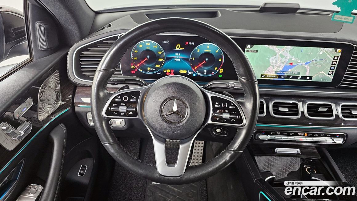 Mercedes-Benz GLE-Class 2021