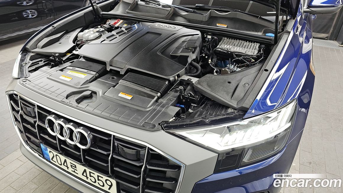 Audi Q8 2021