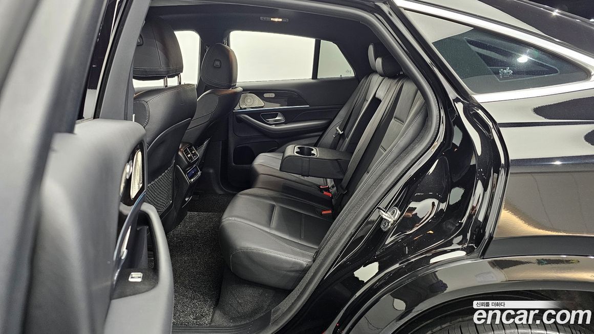 Mercedes-Benz GLE-Class 2021