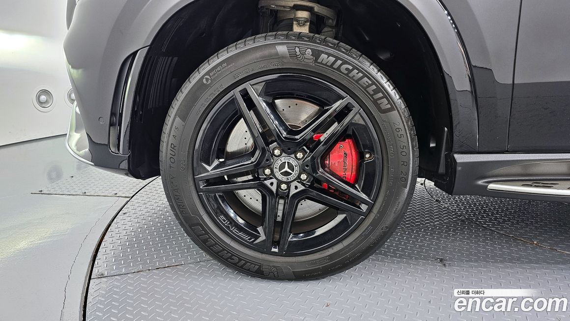 Mercedes-Benz GLE-Class 2021